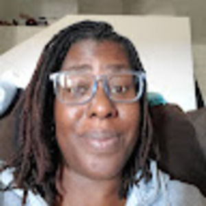 Meet your Posher, Alicia